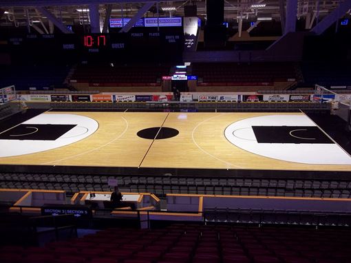 Harlem Globetrotters court